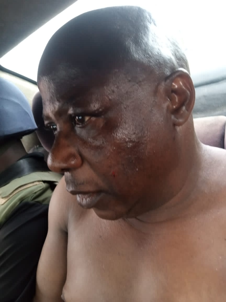 <em>NSCDC Personnel shot dead, Commander stripped, injured in fracas between MOPOL and Civil Defence Corps in Imo State.</em>