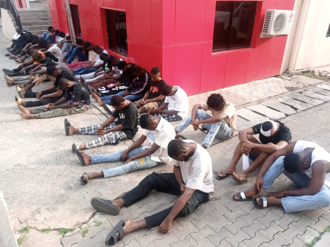 EFCC arrests 30 Internet Fraud Suspects in Abuja.