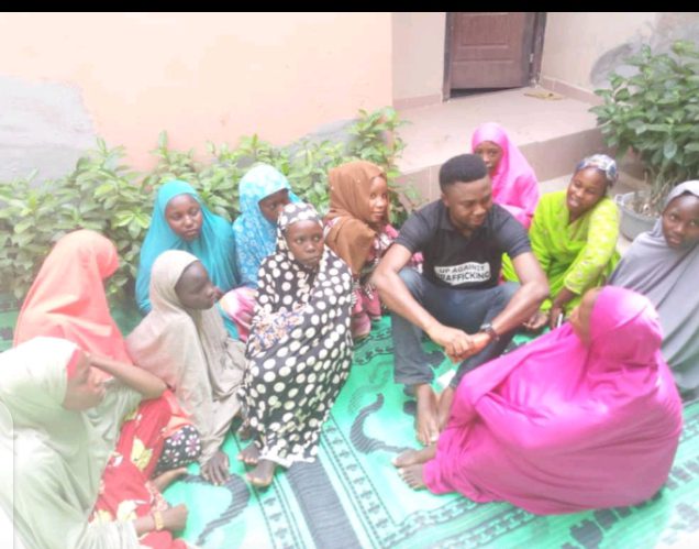 Nigerian Journalist Rescues Four Refugee Teenage Girls From Human Trafficker.