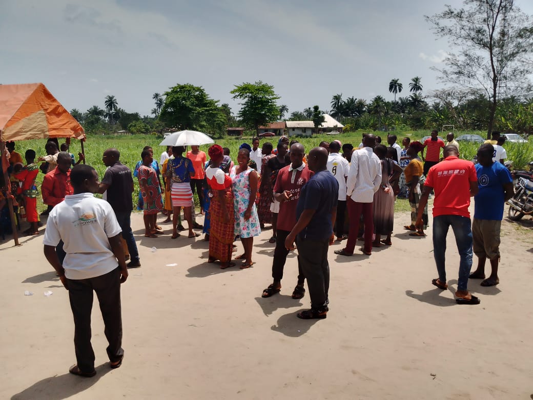 Breaking:INEC Ad-hoc Staff Shot Dead in Rivers as Electorates hold officials hostage over Result Transmission.