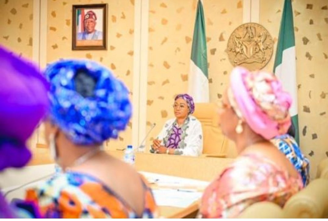 Nigeria’s First Lady Hosts Governors’ Wives