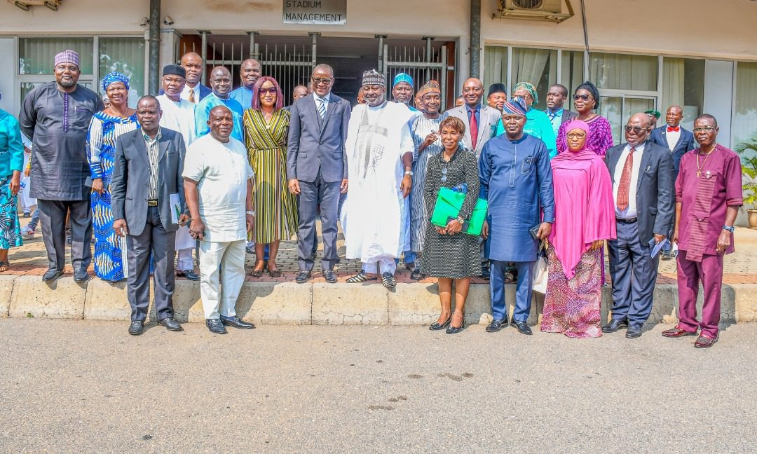 Nigeria’s Sports Minister Seeks Collaboration With Stakeholders on Sports Development As He Assumes Office.