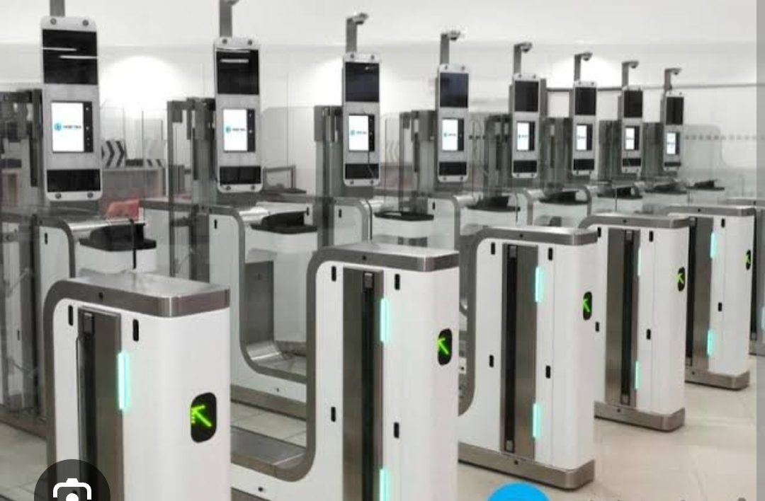BREAKING: Interior Minister test runs e-gates at Abuja Airport.