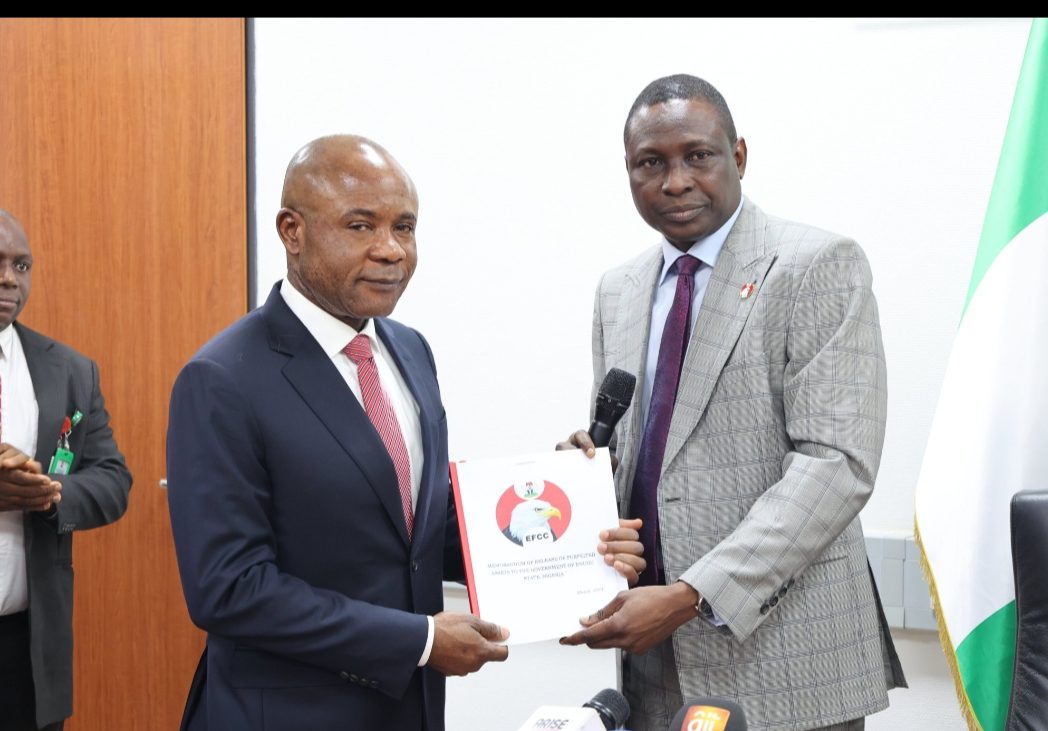 EFCC Hands over 14 Forfeited Properties to Enugu State.