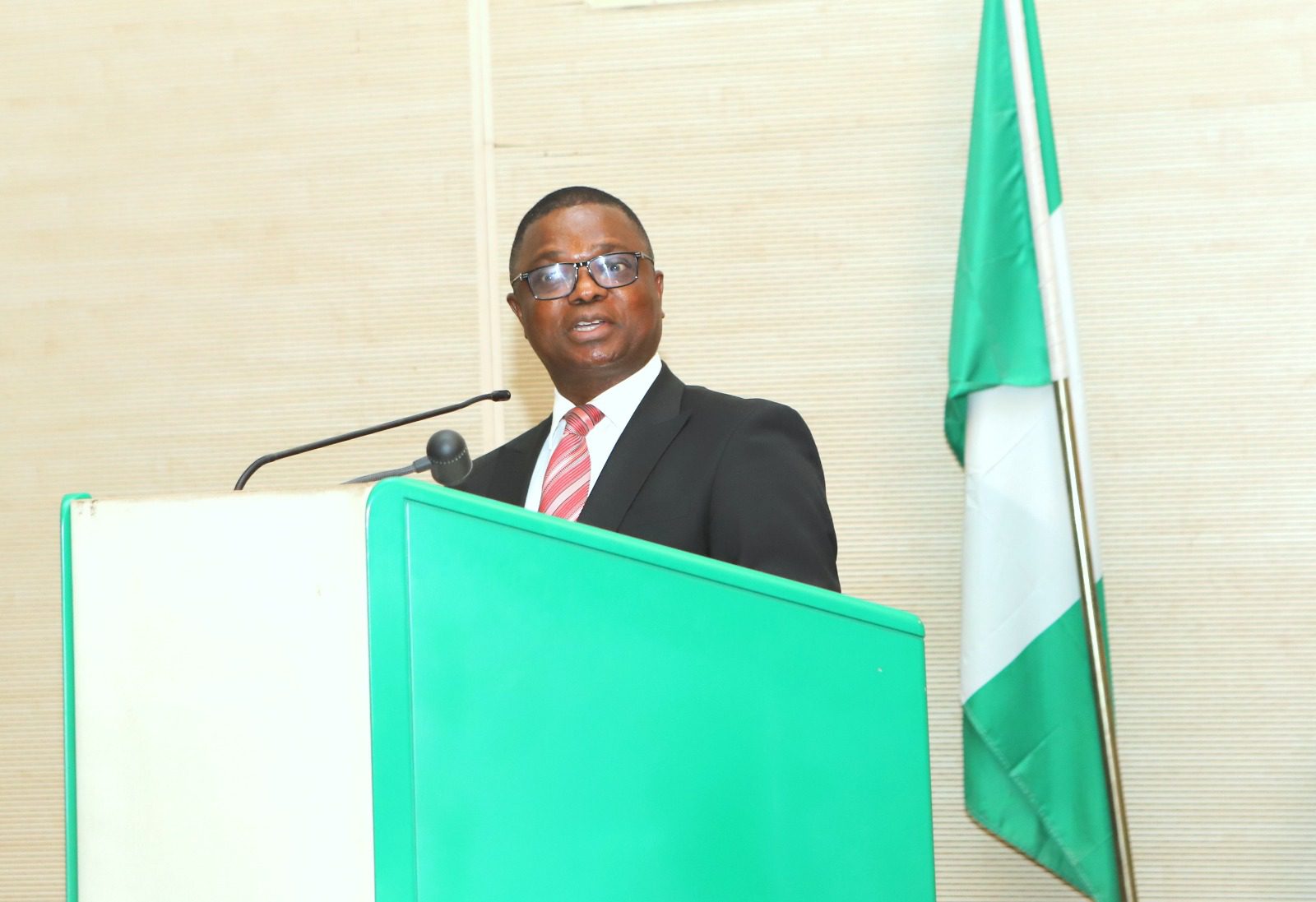 FG Charges Auditors on Mechanisms To Eliminate Waste in Public Finances.