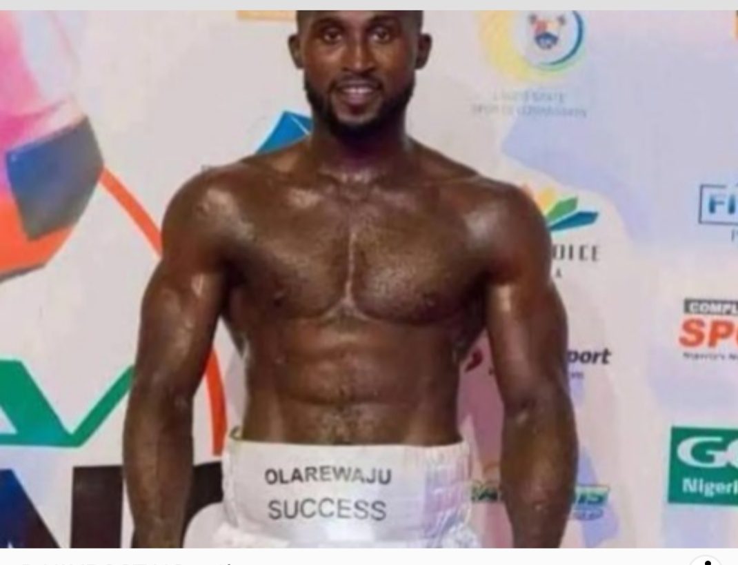 Former Nigeria Boxing Champion Collapses, Dies During Fight In Ghana.