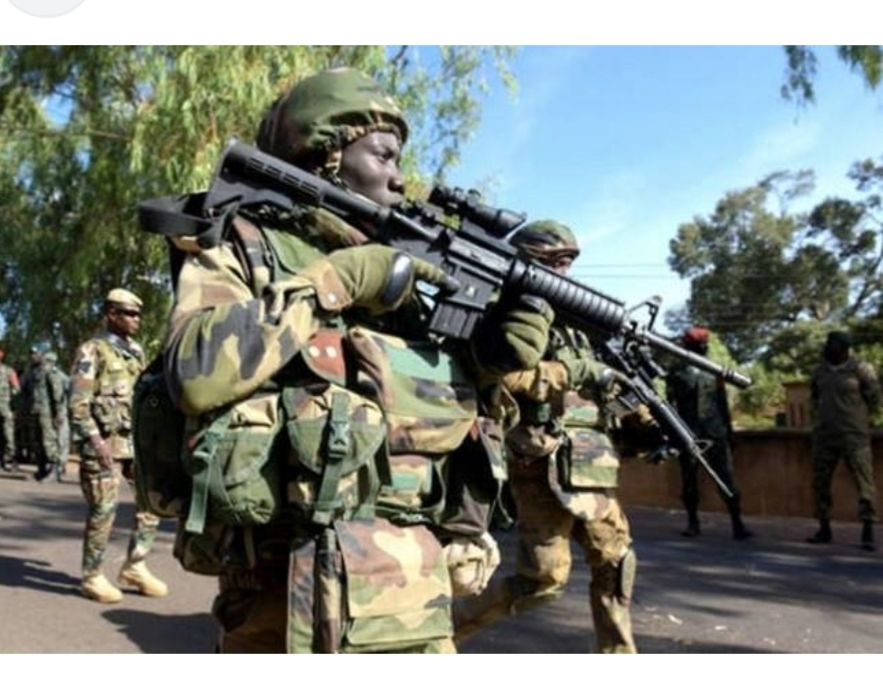 Troops rescue 13 abducted Benue links passengers.