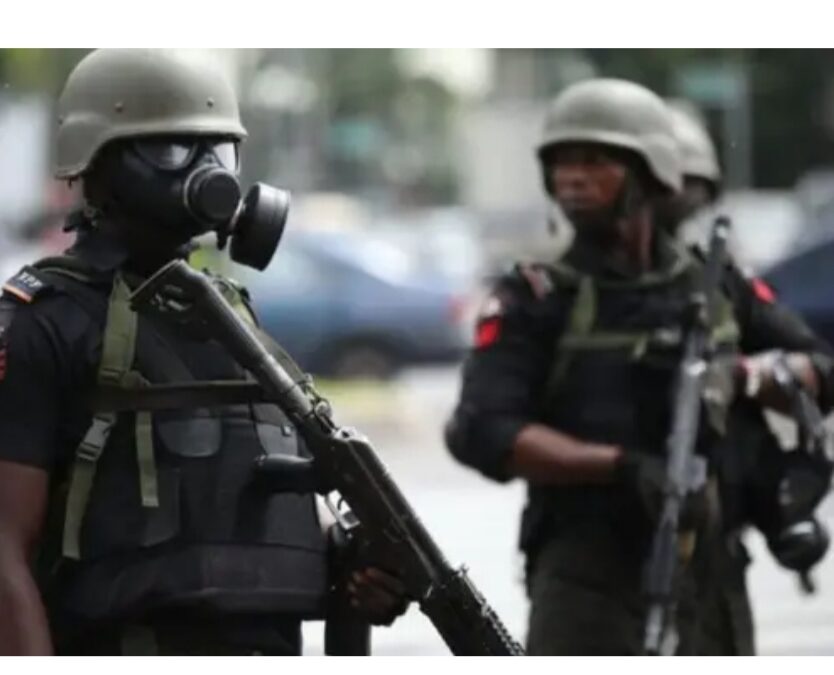 Ondo:Police Arrest Three men for robbery, disarming officer